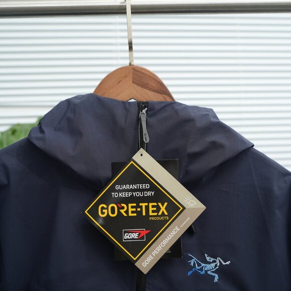 Arc'teryx Beta AR Jacket Unisex - Picture 3 of 9